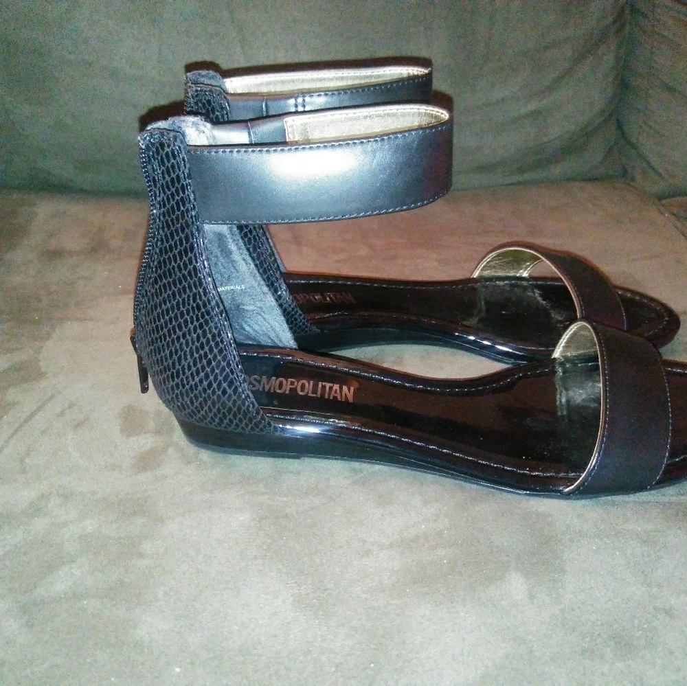 Women sandals